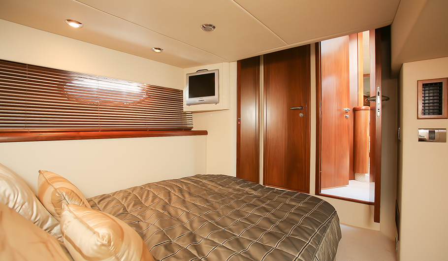 Sunseeker Portofino 53