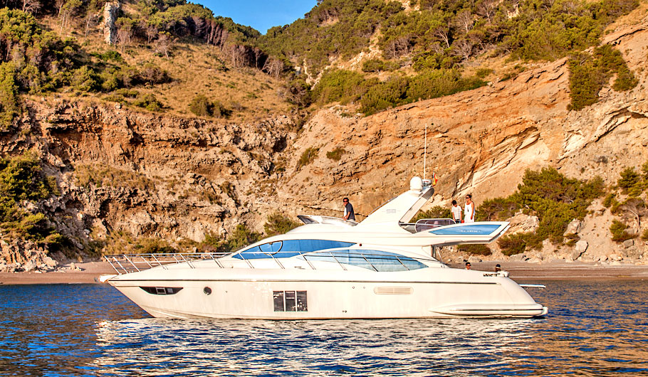 Azimut 58